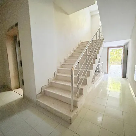 Horizon Glow E97 Apartment